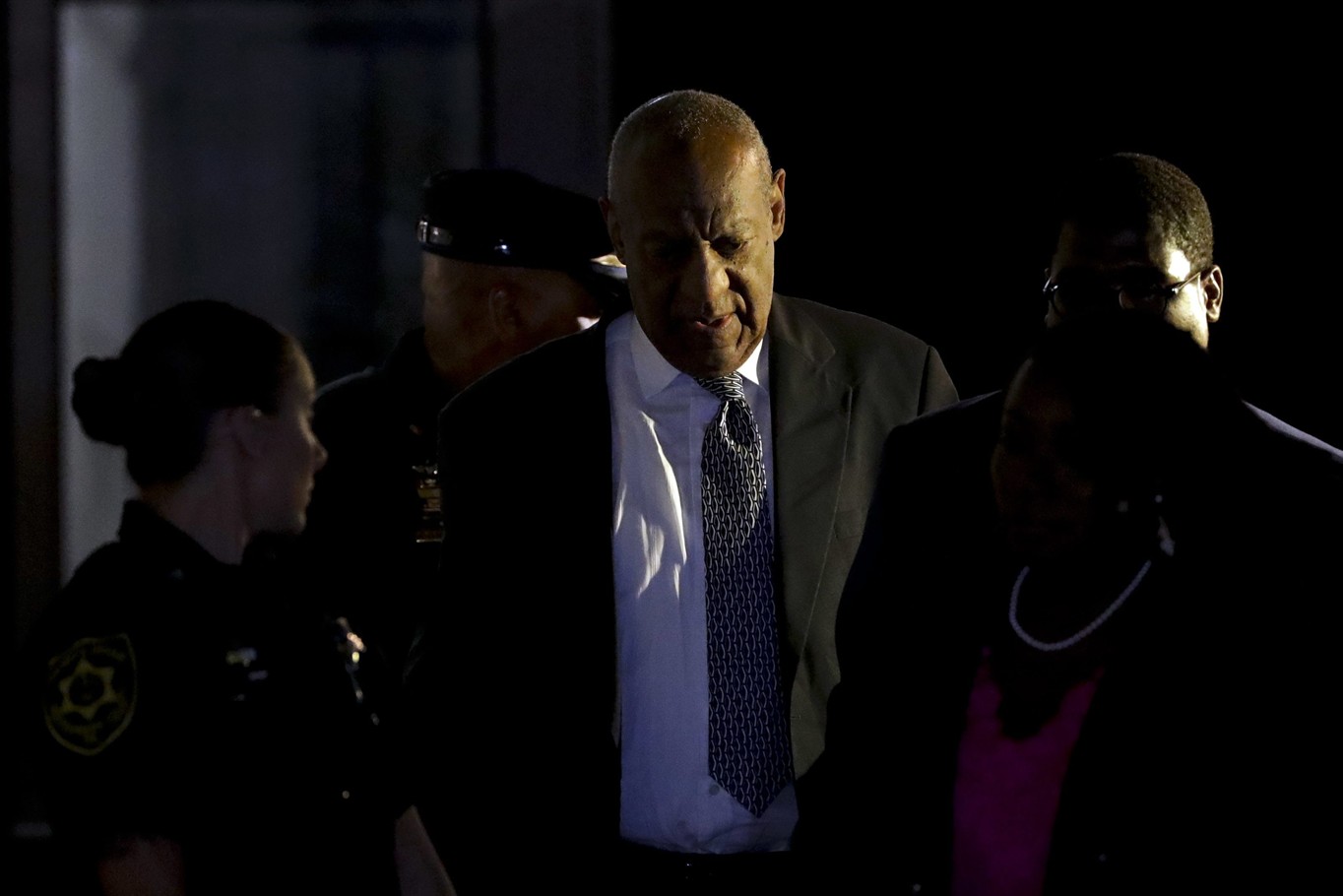 Judge In Cosby Sex Assault Case Declares Mistrial As Jury Deadlocks Again