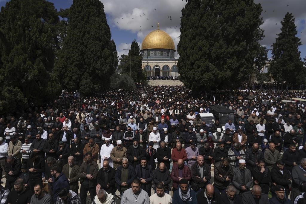 Ramadan prayers in Jerusalem pass without the violence feared amid the